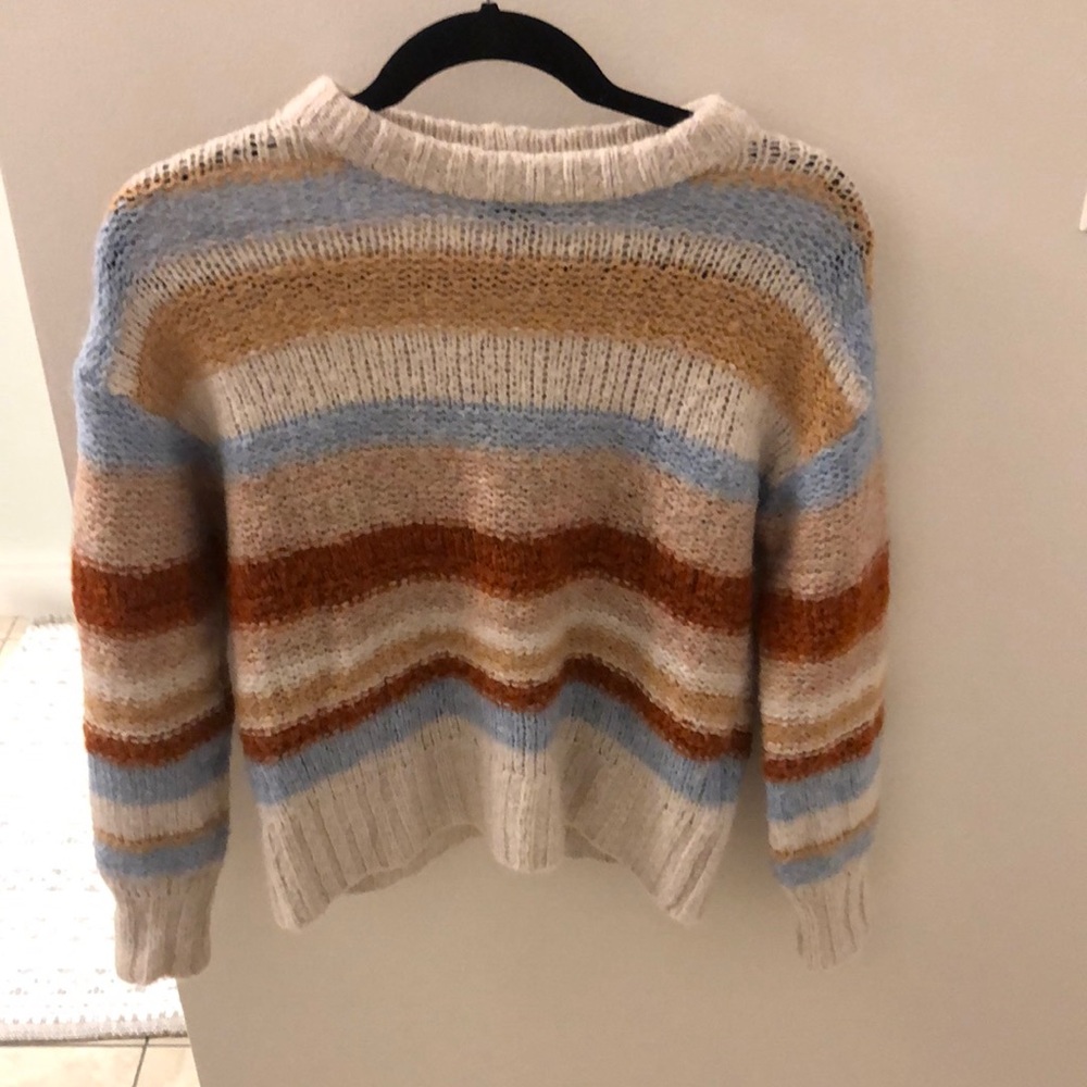 American Eagle Size: S Sweater